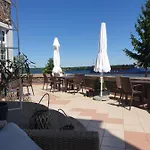 Bed & Breakfast Jachtowa I Restauracja 4*