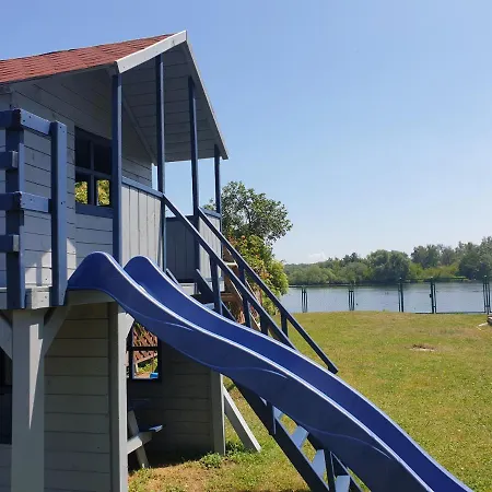 Jachtowa I Restauracja Oda ve Kahvaltı Szczecin
