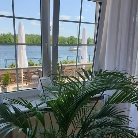 Jachtowa I Restauracja Щецин