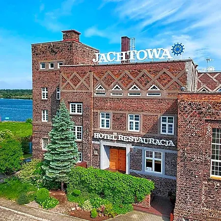 Jachtowa I Restauracja שצ'צ'ין