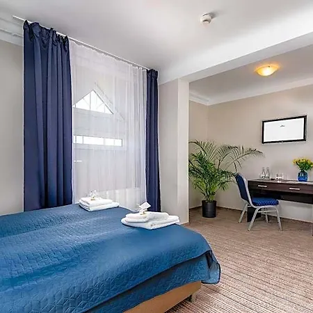 Jachtowa I Restauracja לינה וארוחת בוקר שצ'צ'ין
