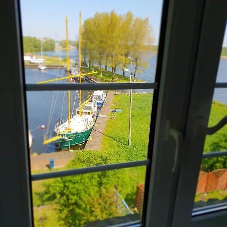 Jachtowa I Restauracja Отель типа 