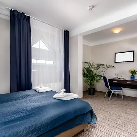 Bed & Breakfast Jachtowa I Restauracja 4*