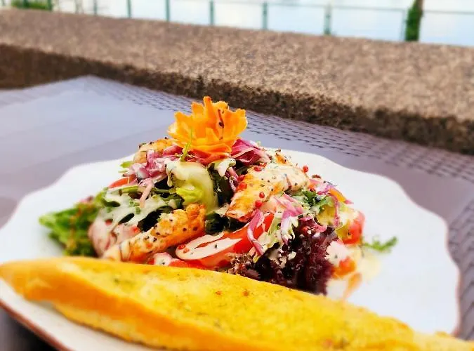 Jachtowa I Restauracja