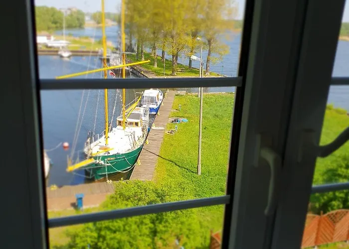 Jachtowa I Restauracja Bed & Breakfast 4*