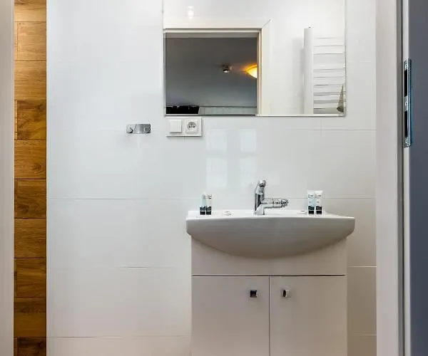 Bed & Breakfast Jachtowa I Restauracja 4*